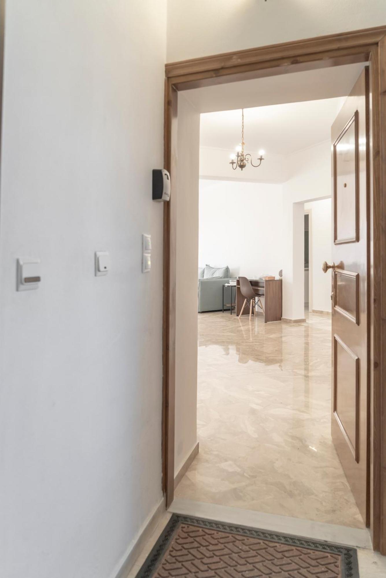Neon 2Br Luxurious Central Apt Heraklion Екстериор снимка