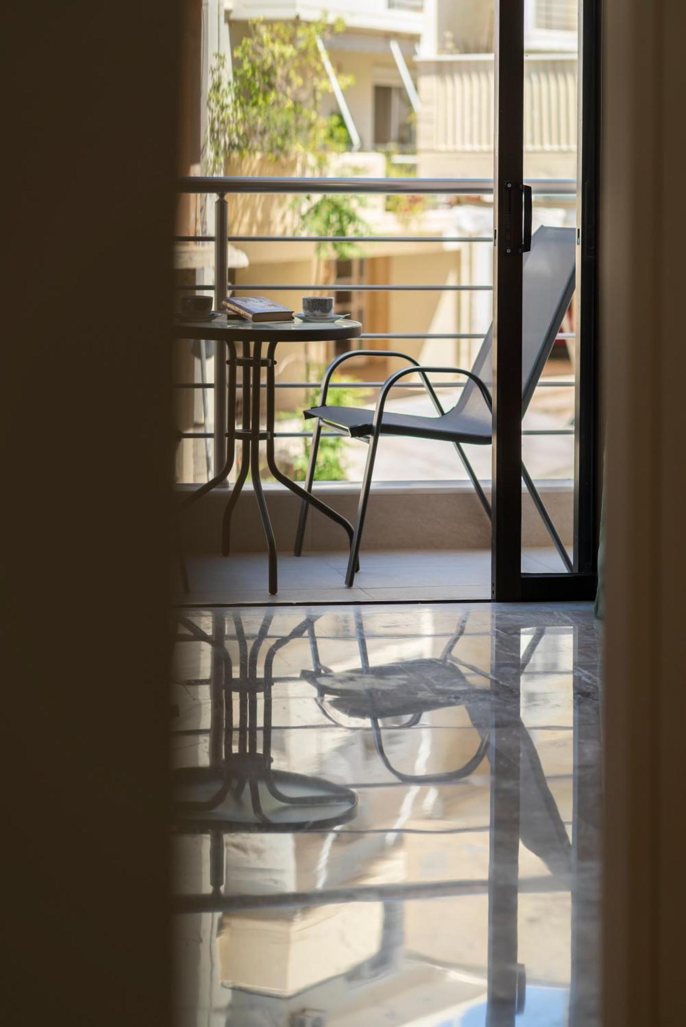 Neon 2Br Luxurious Central Apt Heraklion Екстериор снимка